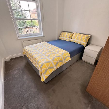 Double Bedroom In Clapham London Exterior foto